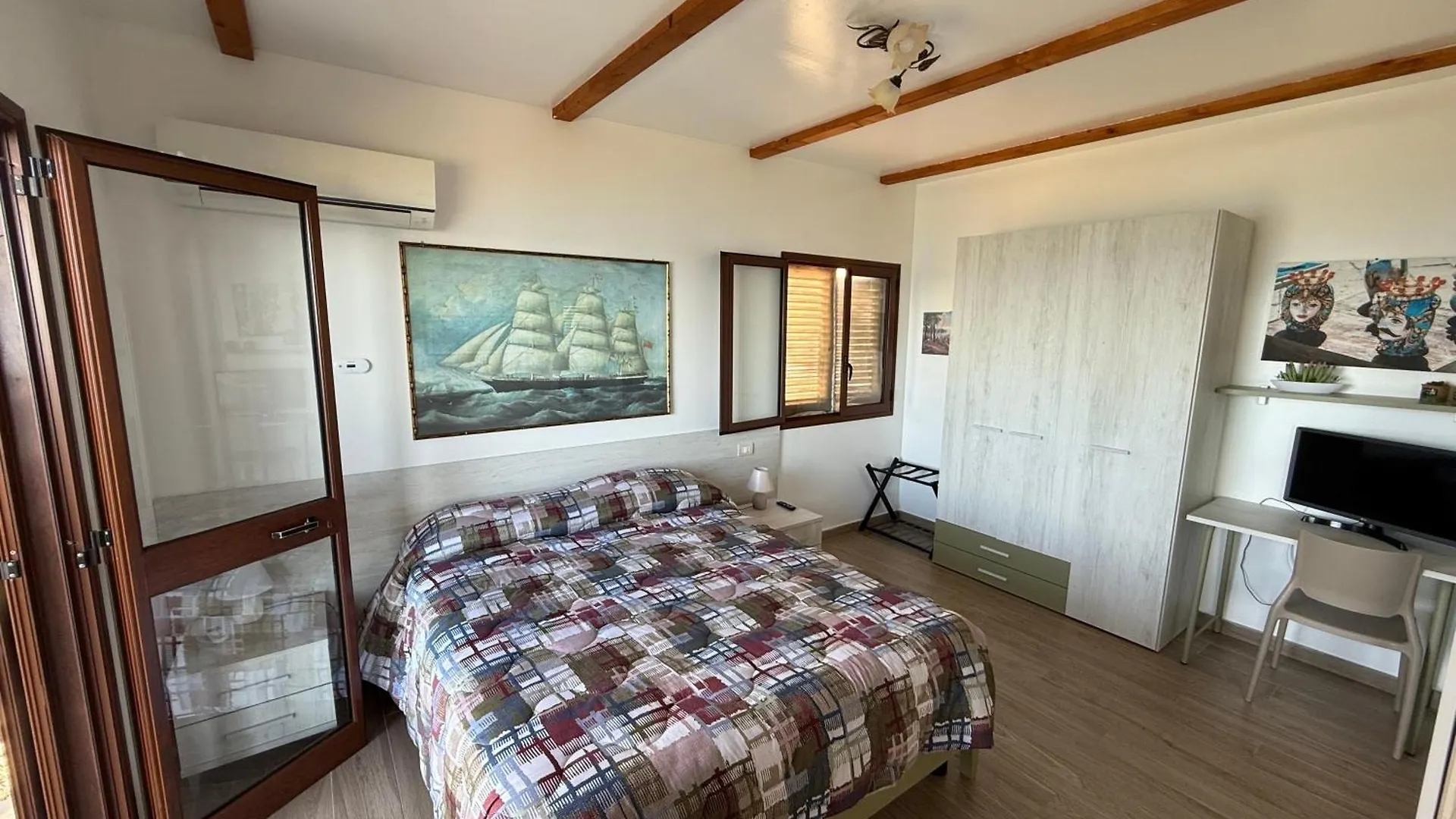 Bed and Breakfast Mareblu Чефалу Отель типа 
